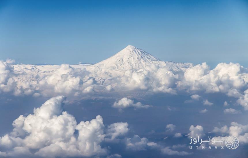 عکس برفی قله دماوند
